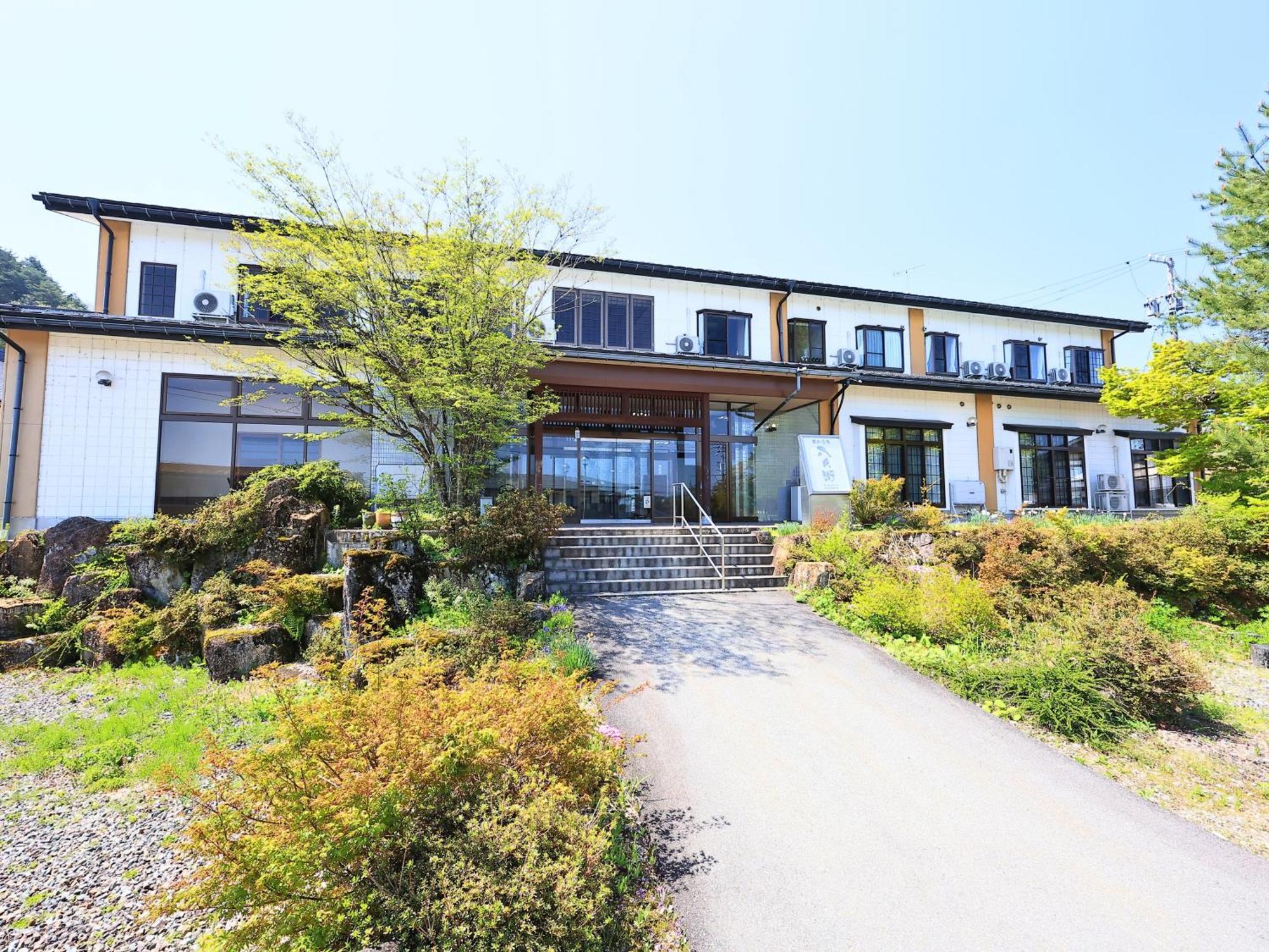 Oyado Hachibei Hotel Такаяма Екстериор снимка